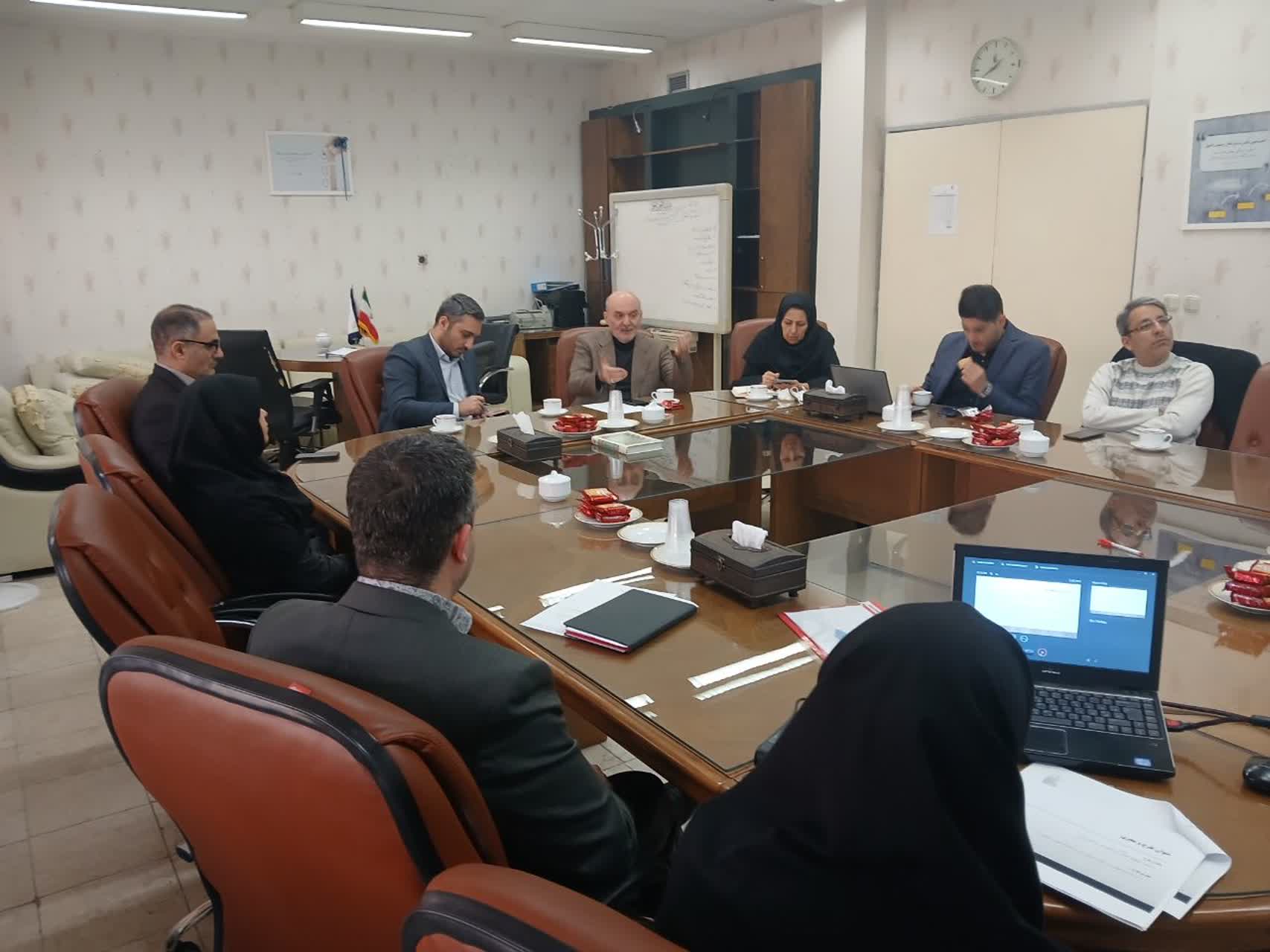 امروز به یاد دیروز و به یاد فردا